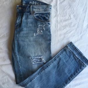 Sexy boyfriend 25r gap 1969 distressed/destroyed